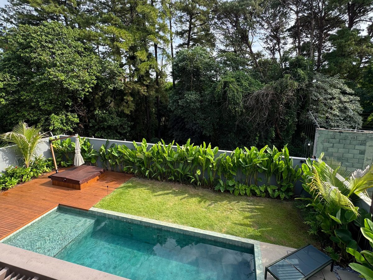 Projeto de paisagismo residencial da Residência Josiane pela Bioh